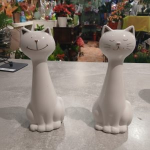 Figurine chat blanc